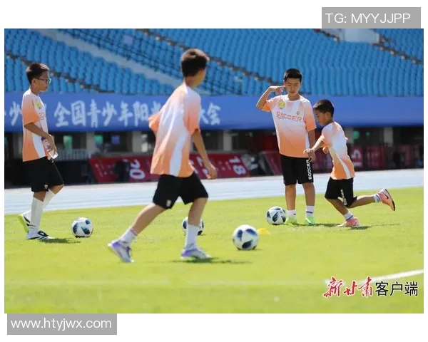 27号篮球衣与足球明星的传奇交汇探索运动界的跨界魅力与影响力